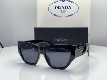 PRADA GLASSES